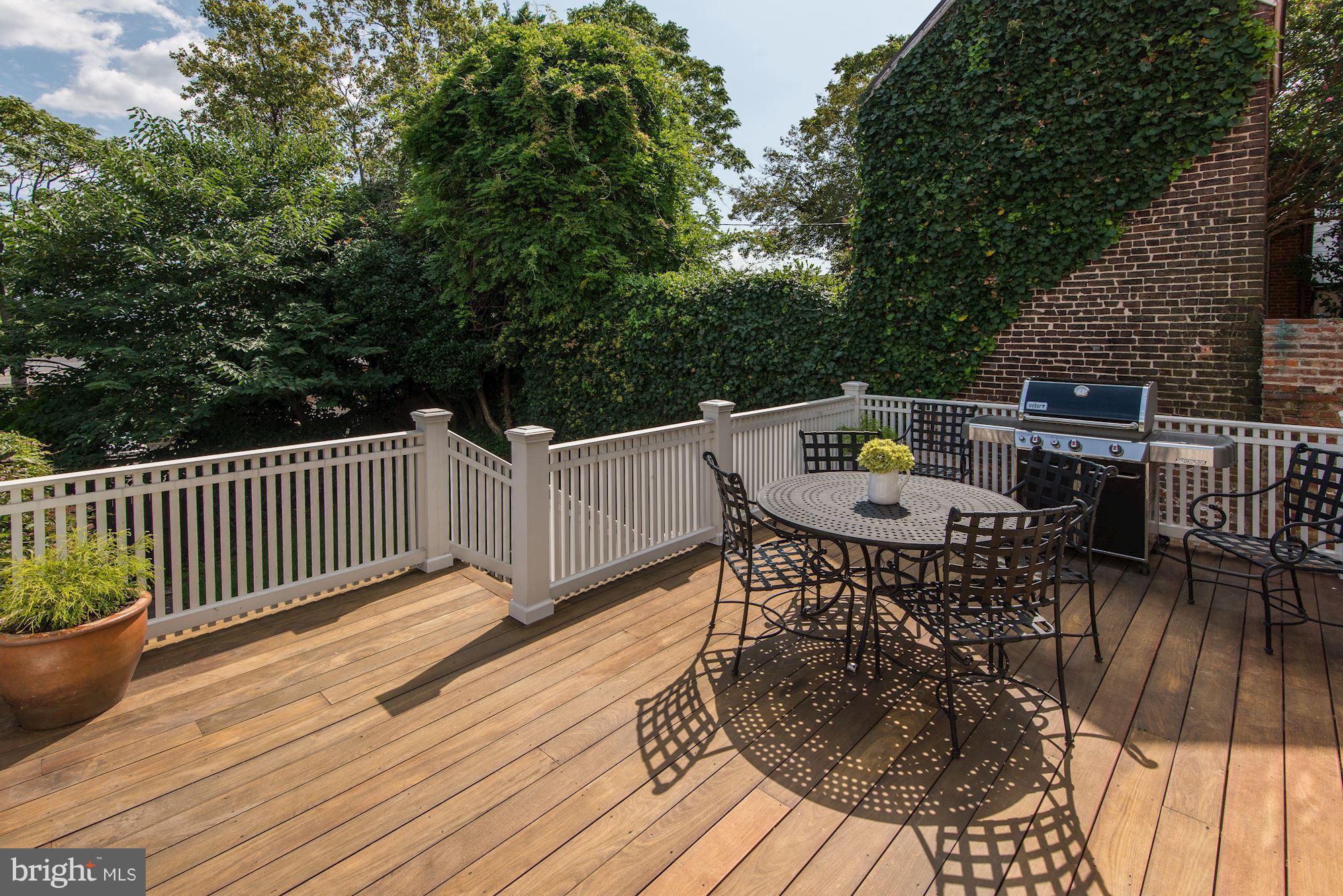 OLD TOWN - Residential