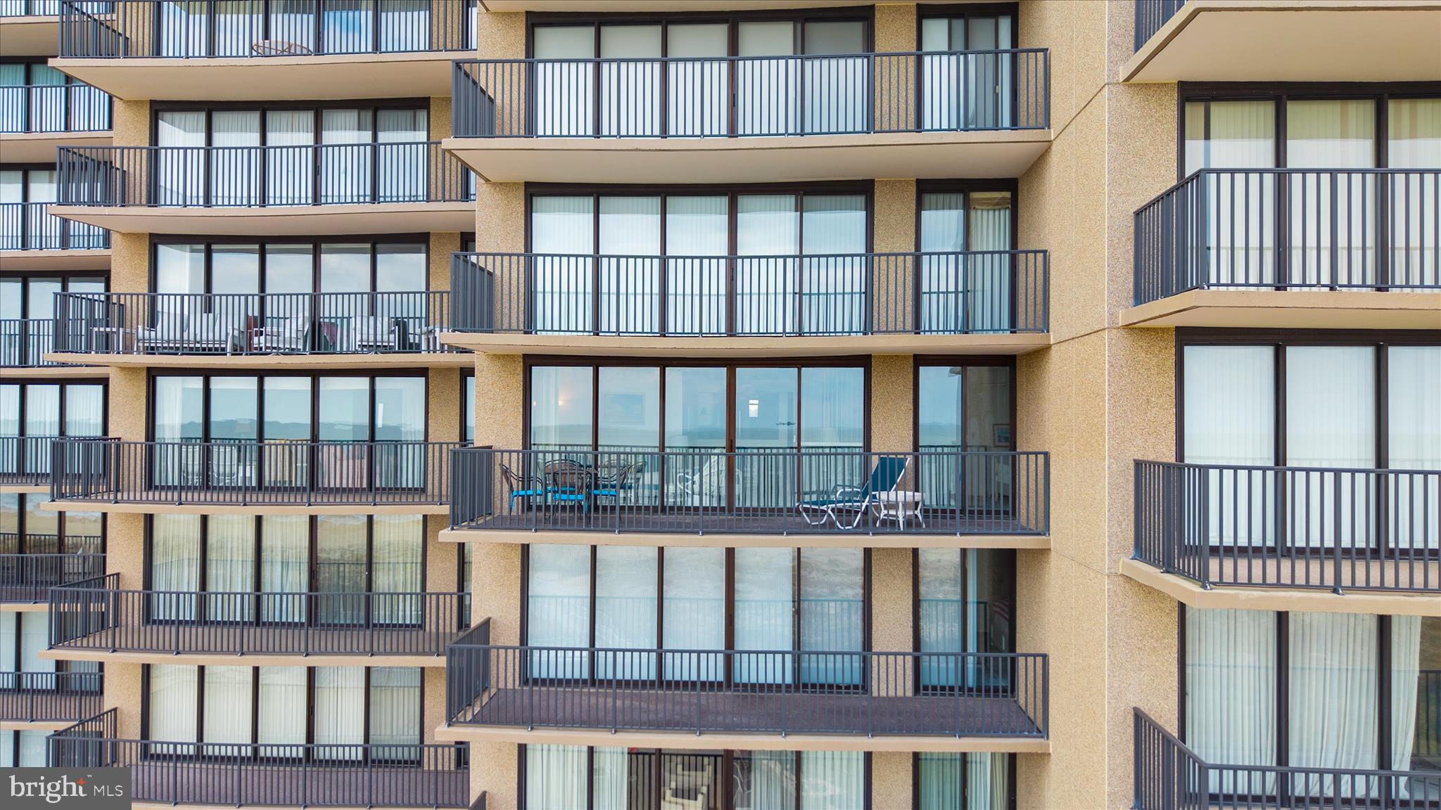 SEA COLONY EAST - Residential