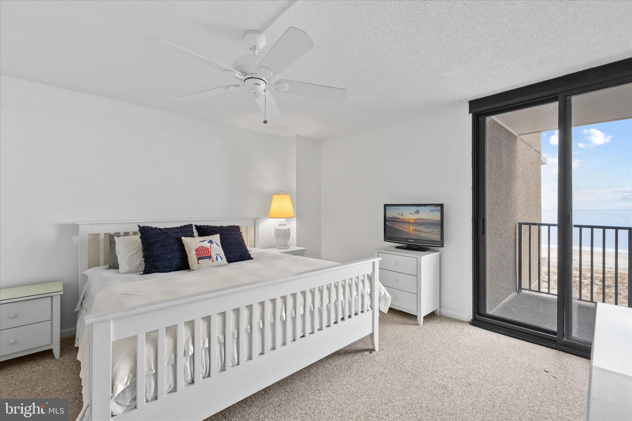 SEA COLONY EAST - Residential