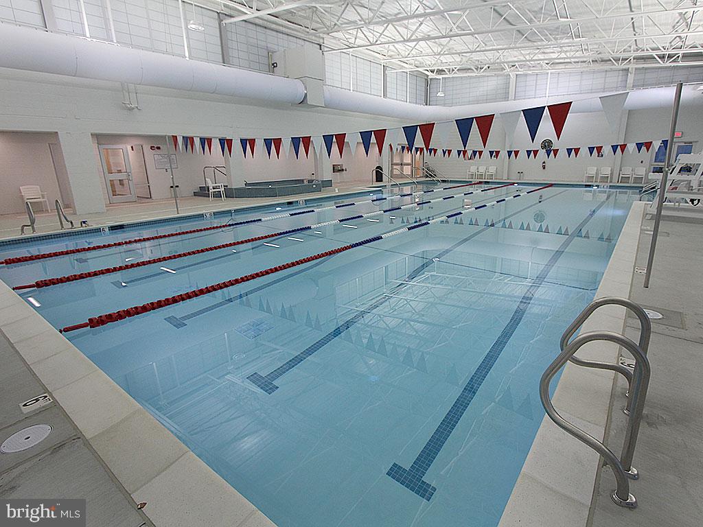 SEA COLONY EAST - Residential