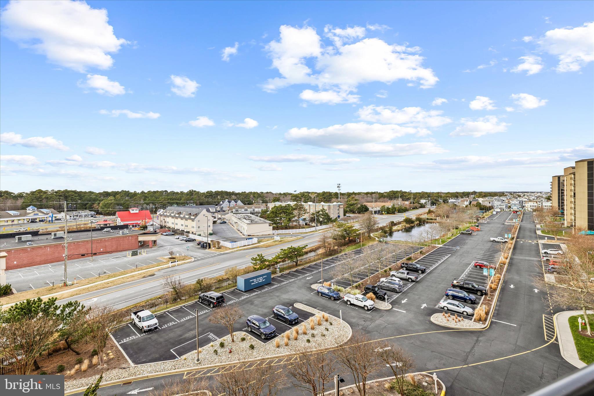 SEA COLONY EAST - Residential