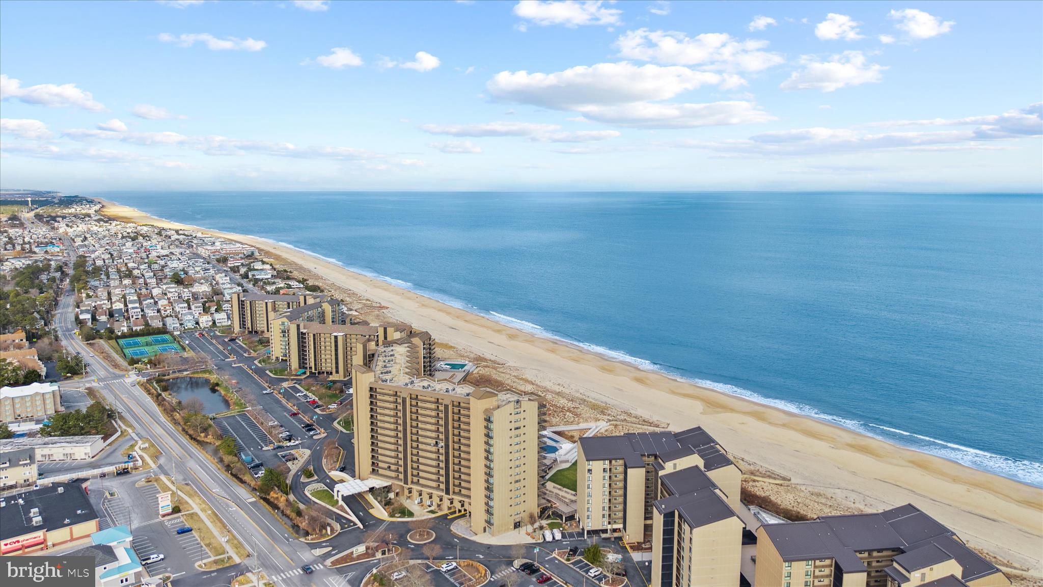 SEA COLONY EAST - Residential