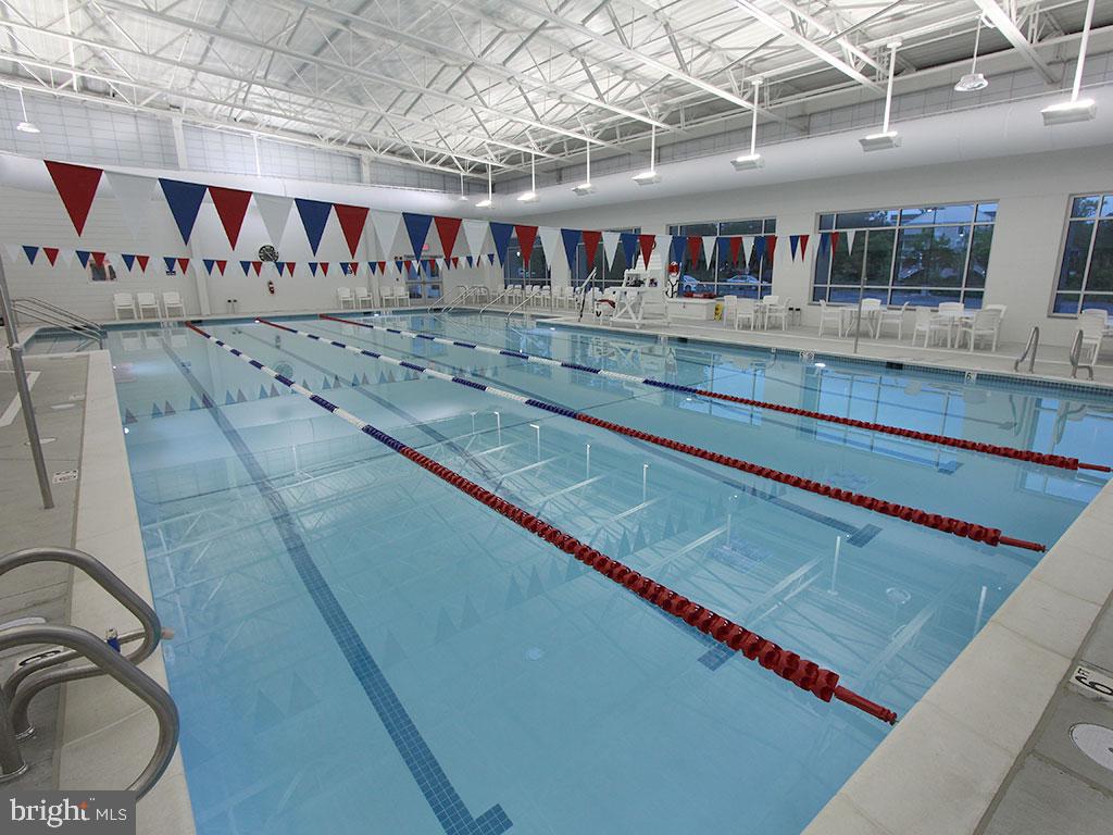 SEA COLONY EAST - Residential