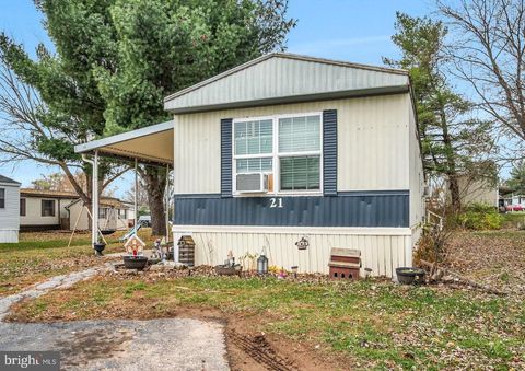 21 WILLOW TREE LANE DOVER PA 17315