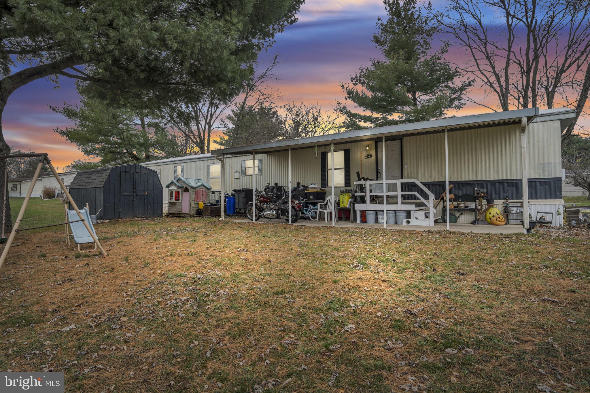 MEADOWVIEW ESTATES - Residential