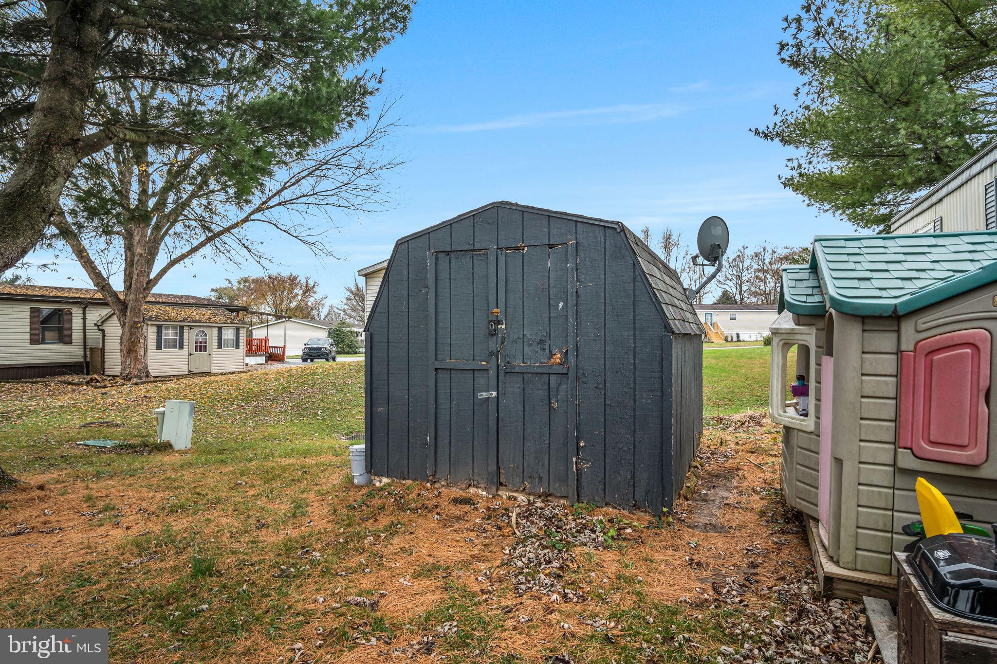 MEADOWVIEW ESTATES - Residential