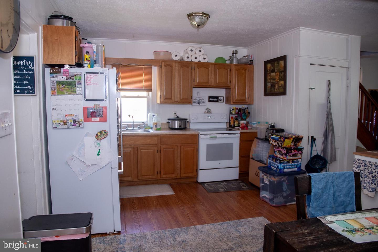 CRESAPTOWN - Commercial Sale