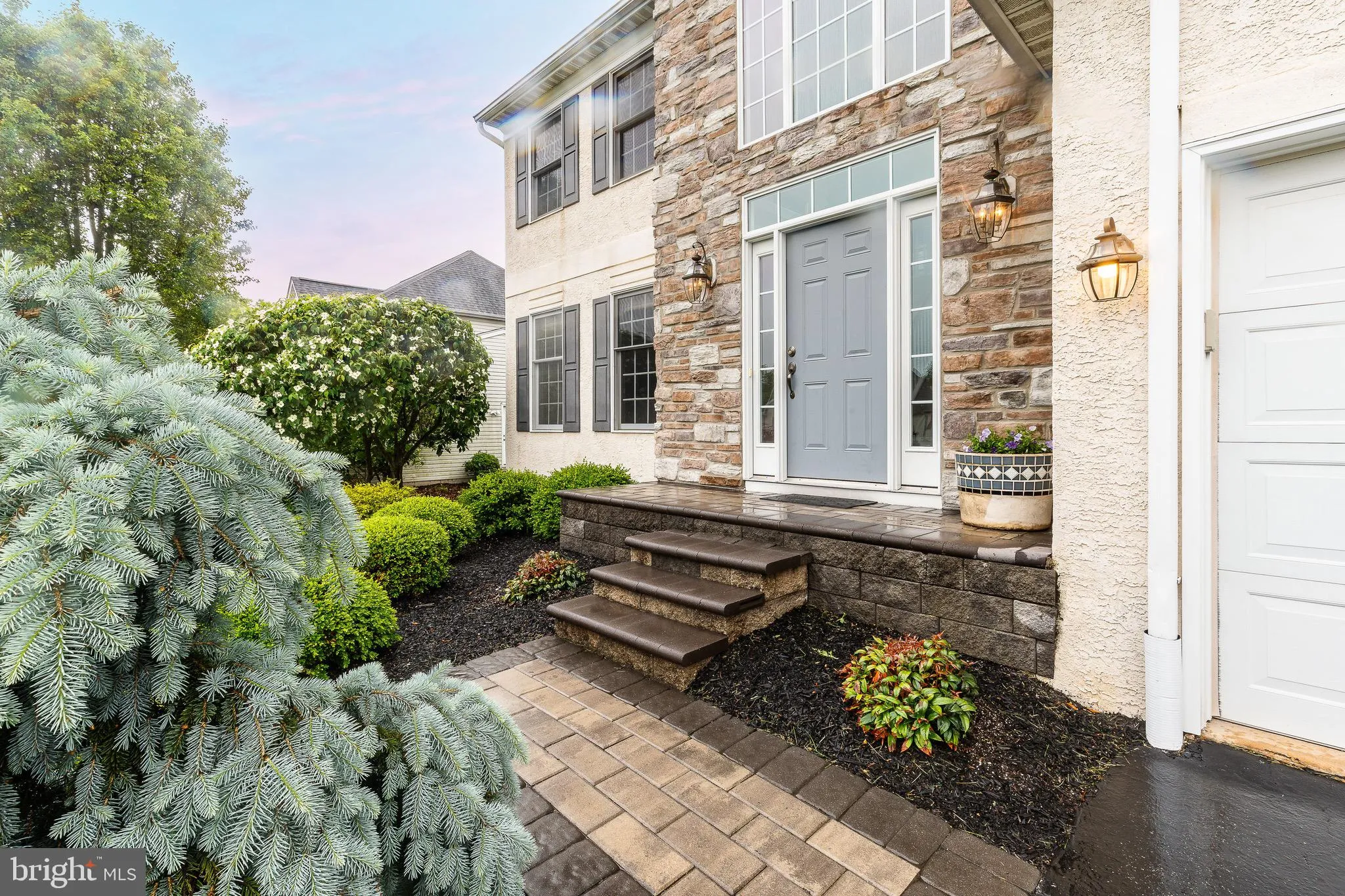 Lafayette Hill, Pennsylvania 19444, United States, 4 Bedrooms Bedrooms, ,3 BathroomsBathrooms,Residential,Pending,136437