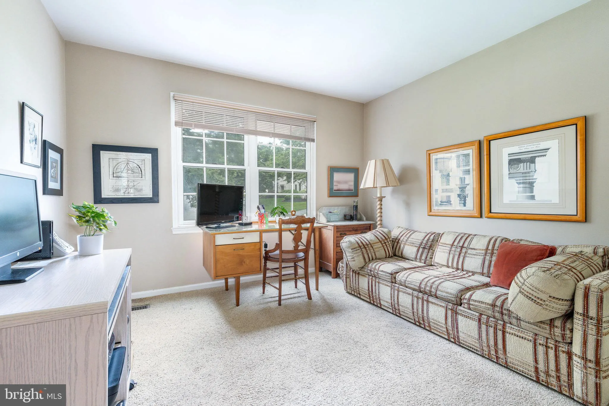 Lafayette Hill, Pennsylvania 19444, United States, 4 Bedrooms Bedrooms, ,3 BathroomsBathrooms,Residential,Pending,136437