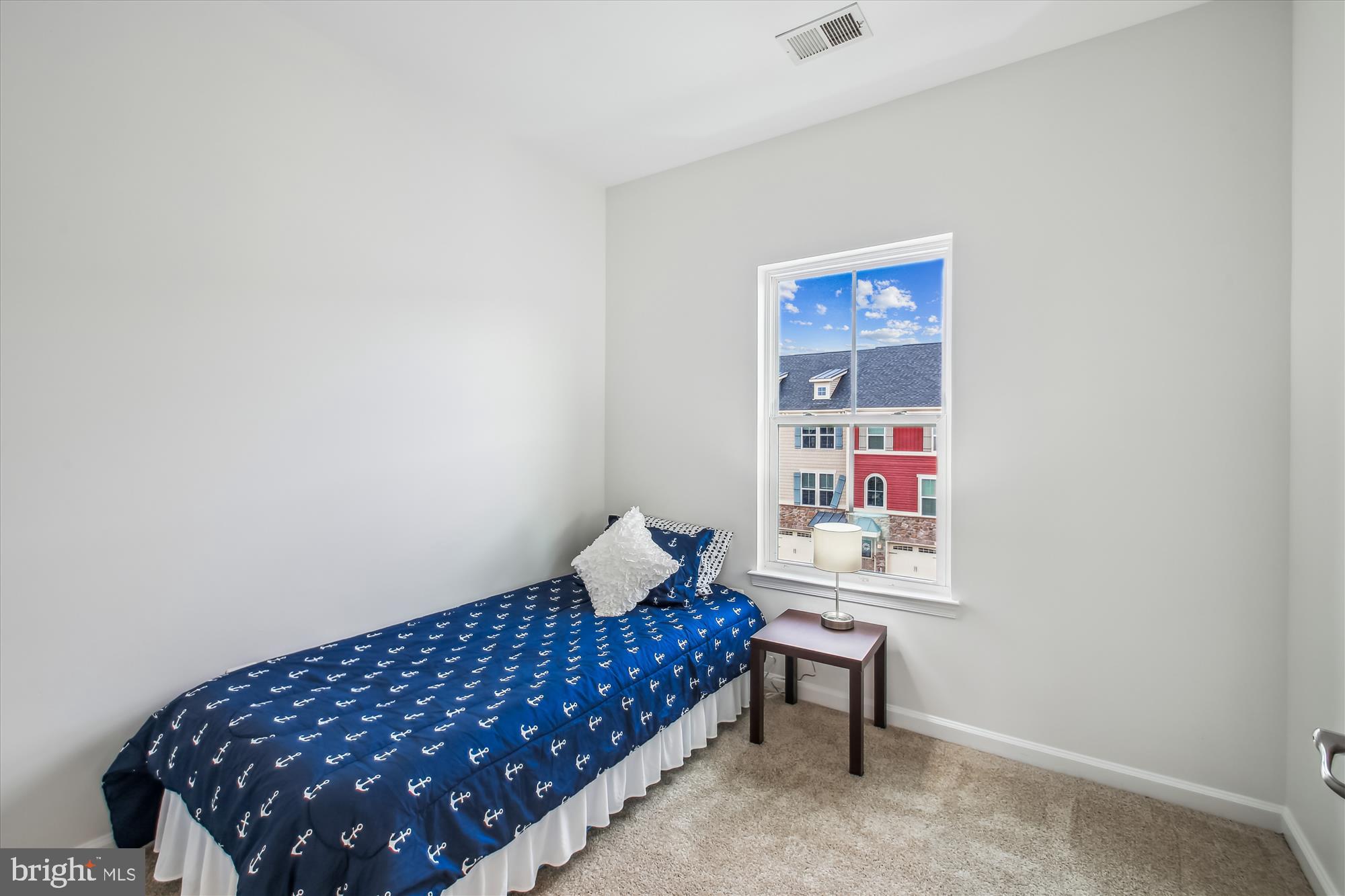 CREEKSIDE VILLAGE AT TANYARD SPRINGS - Residential