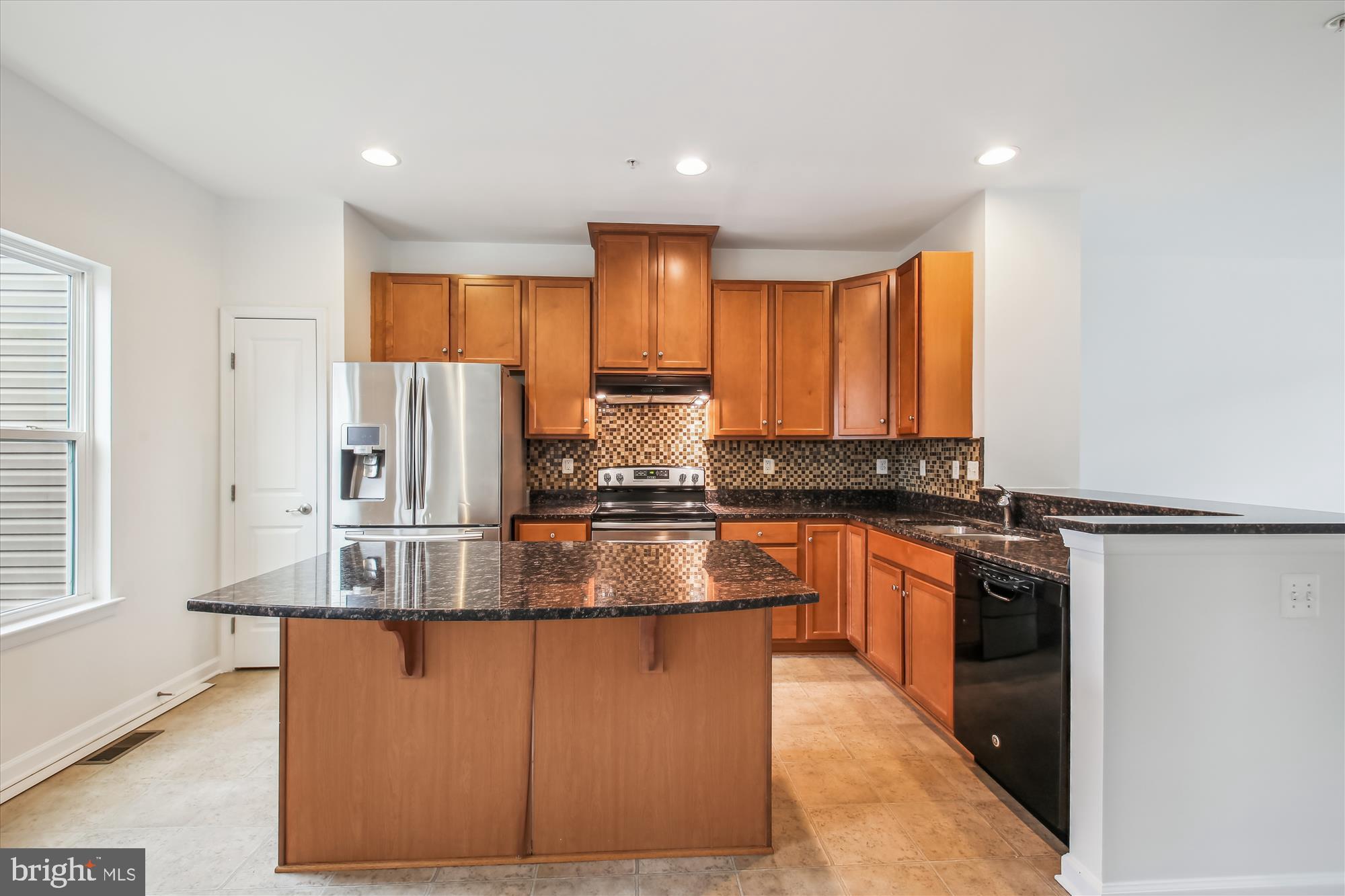 CREEKSIDE VILLAGE AT TANYARD SPRINGS - Residential