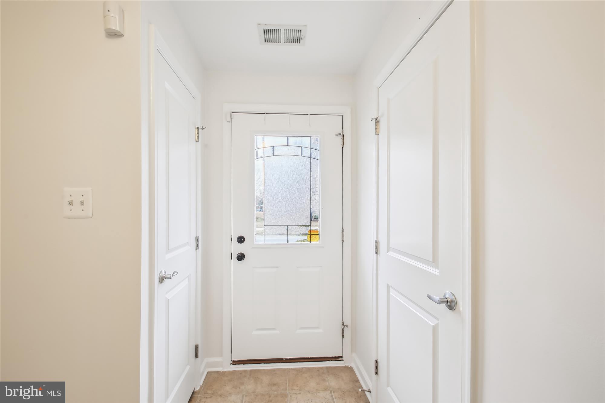 CREEKSIDE VILLAGE AT TANYARD SPRINGS - Residential