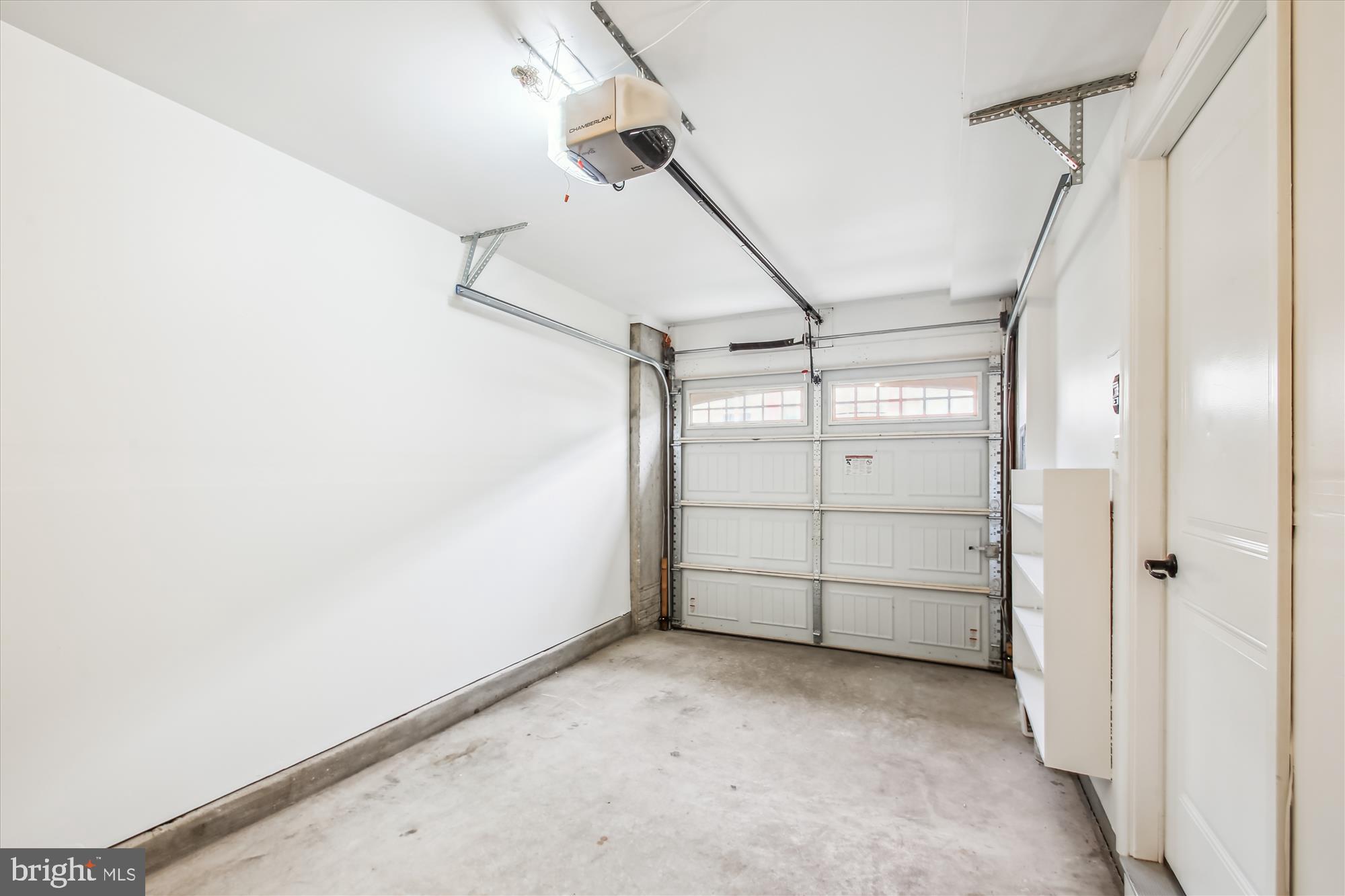 CREEKSIDE VILLAGE AT TANYARD SPRINGS - Residential