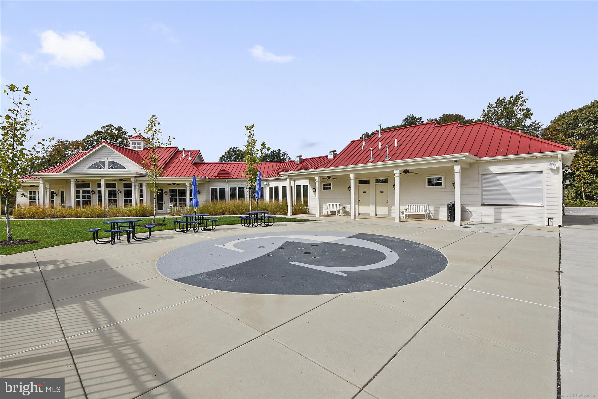 CREEKSIDE VILLAGE AT TANYARD SPRINGS - Residential