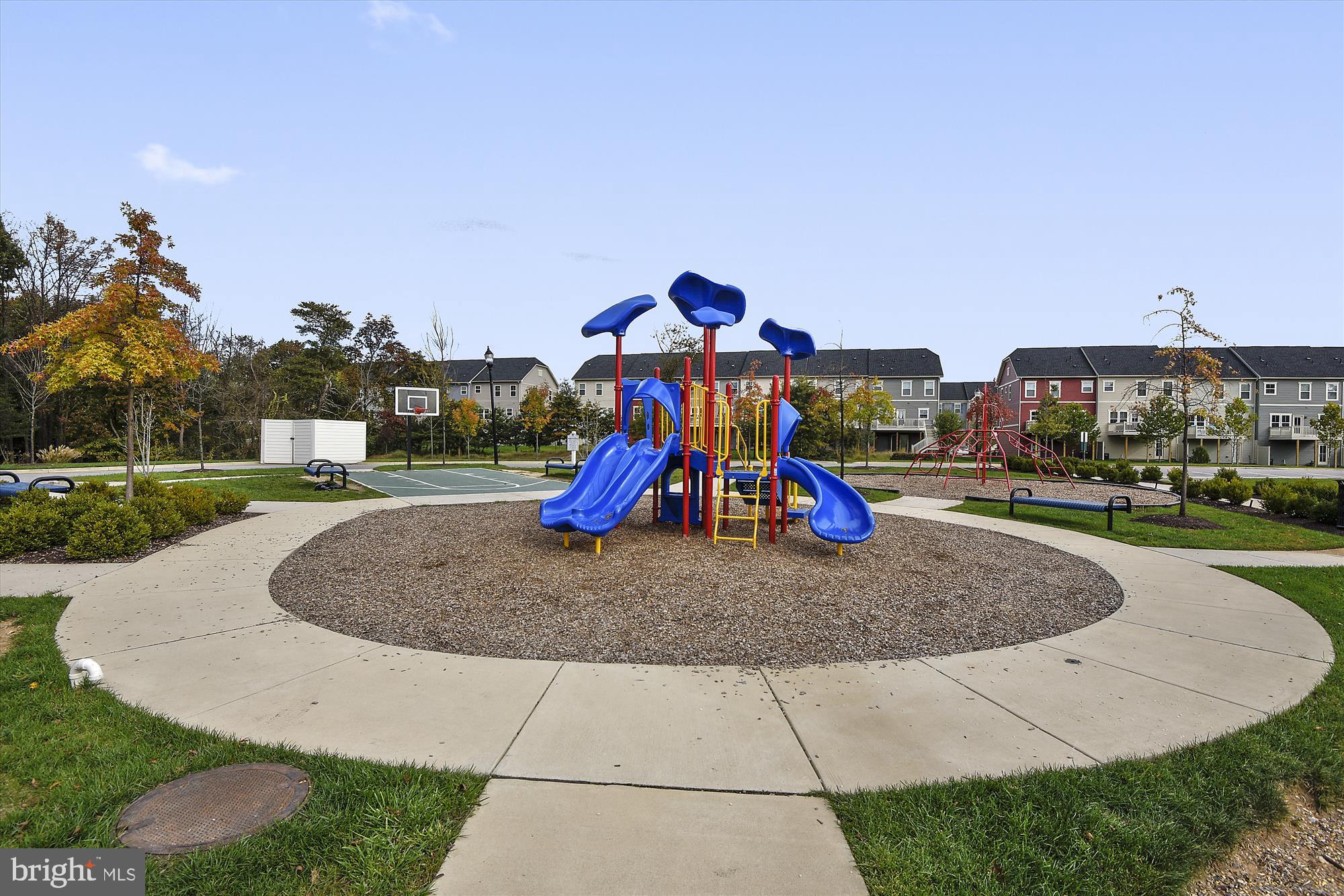 CREEKSIDE VILLAGE AT TANYARD SPRINGS - Residential