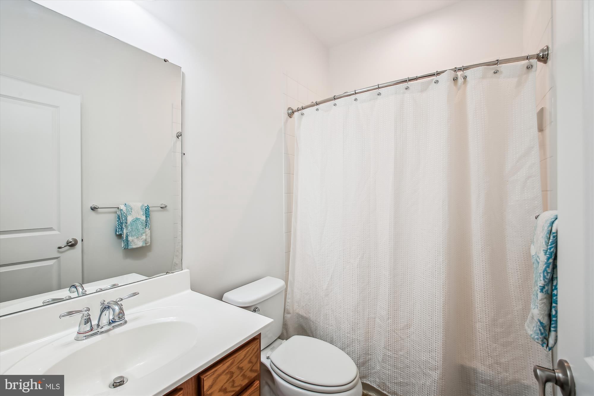 CREEKSIDE VILLAGE AT TANYARD SPRINGS - Residential