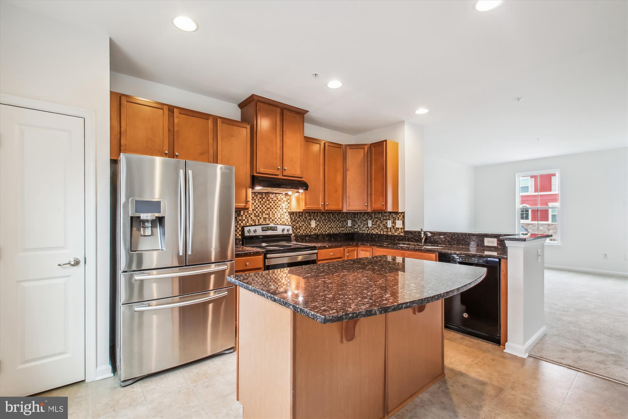 CREEKSIDE VILLAGE AT TANYARD SPRINGS - Residential