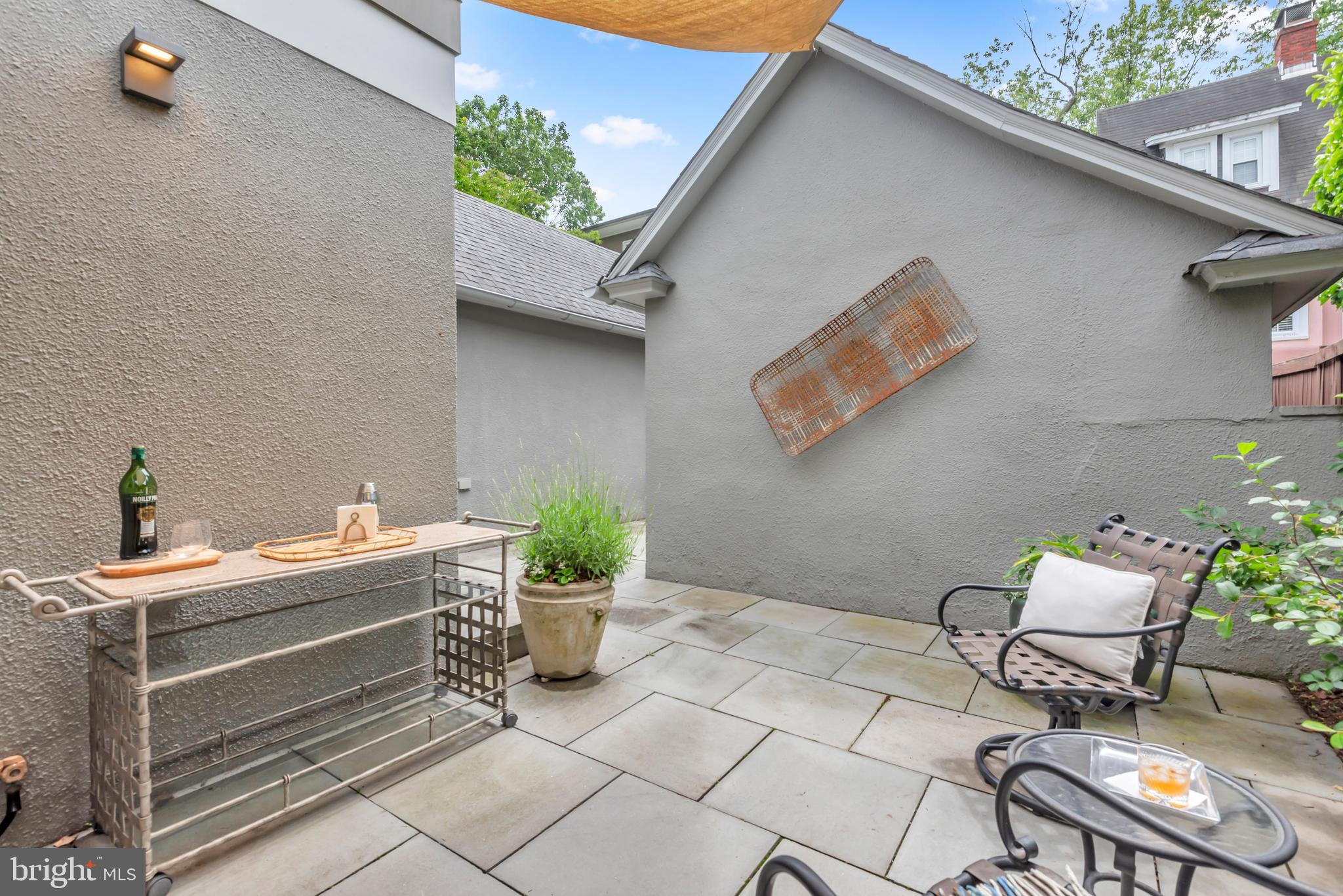 MURRAY HILL - Residential