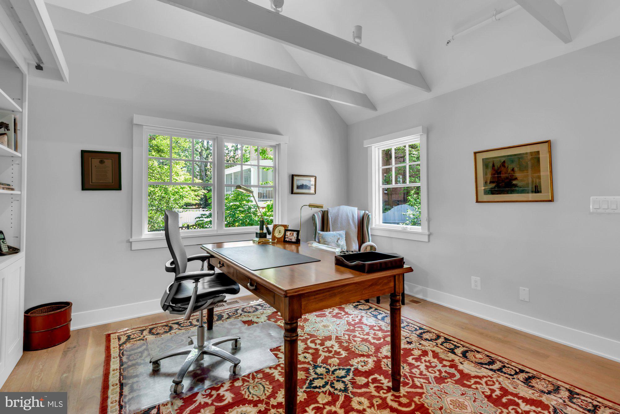 MURRAY HILL - Residential