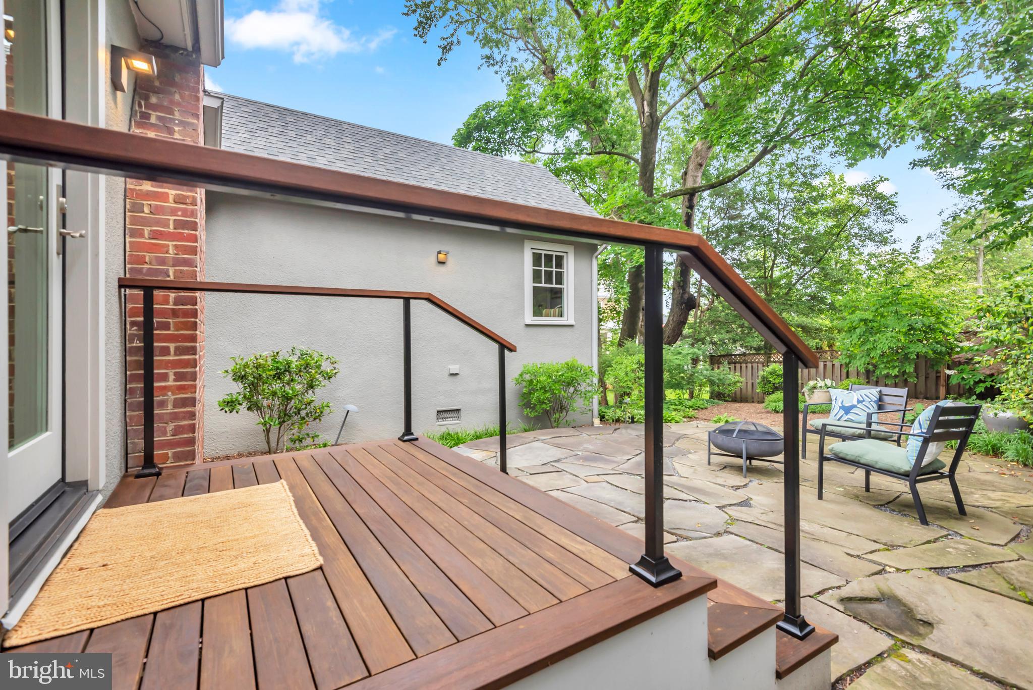 MURRAY HILL - Residential