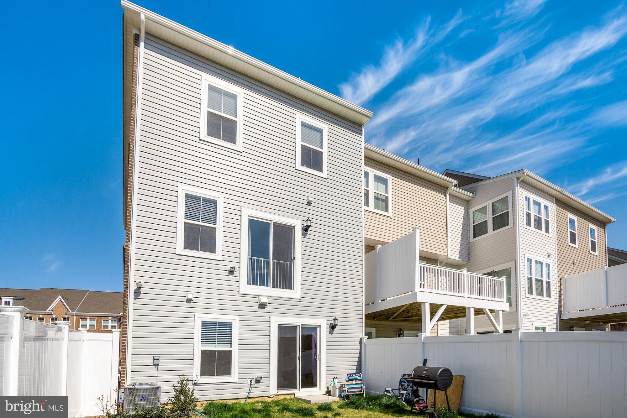 ST CHARLES - Residential