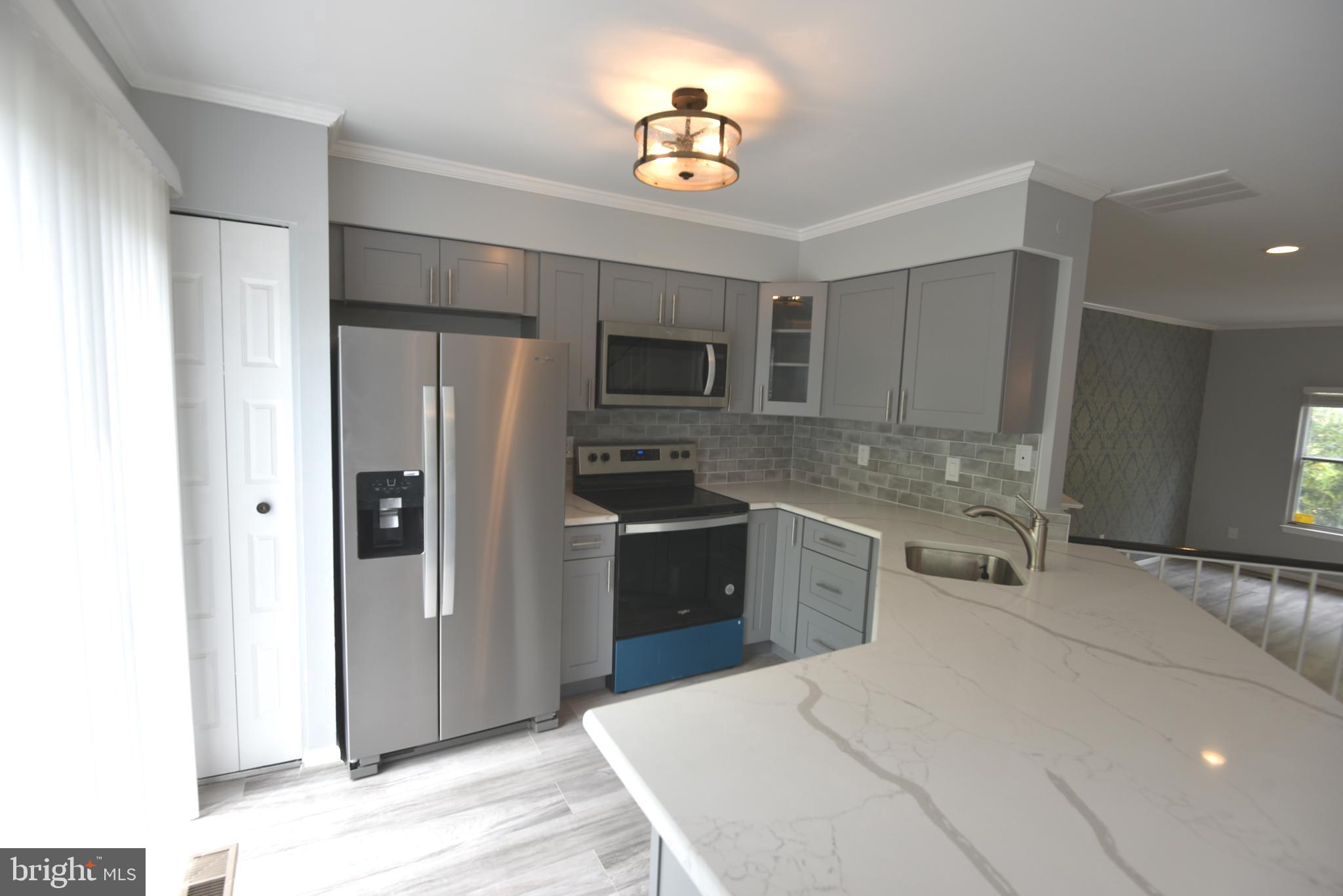 20116 TIMBER OAK LANE 203
