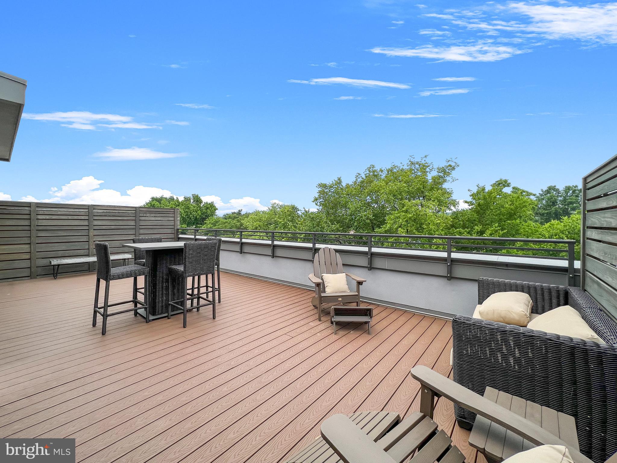 DEL RAY PLACE - Residential Lease