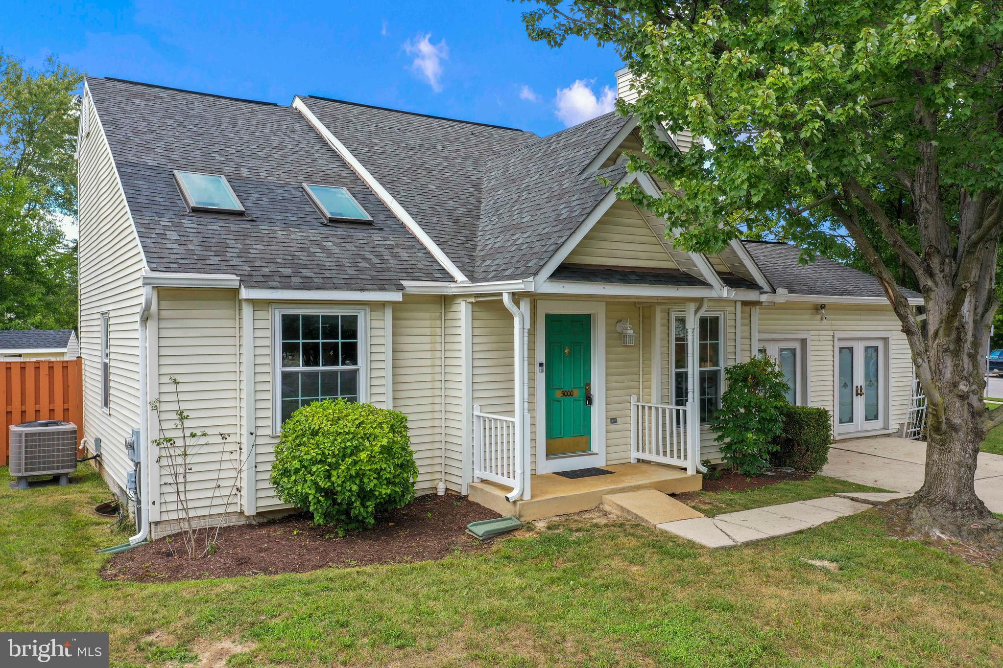 ROBIN MEADOWS - Residential