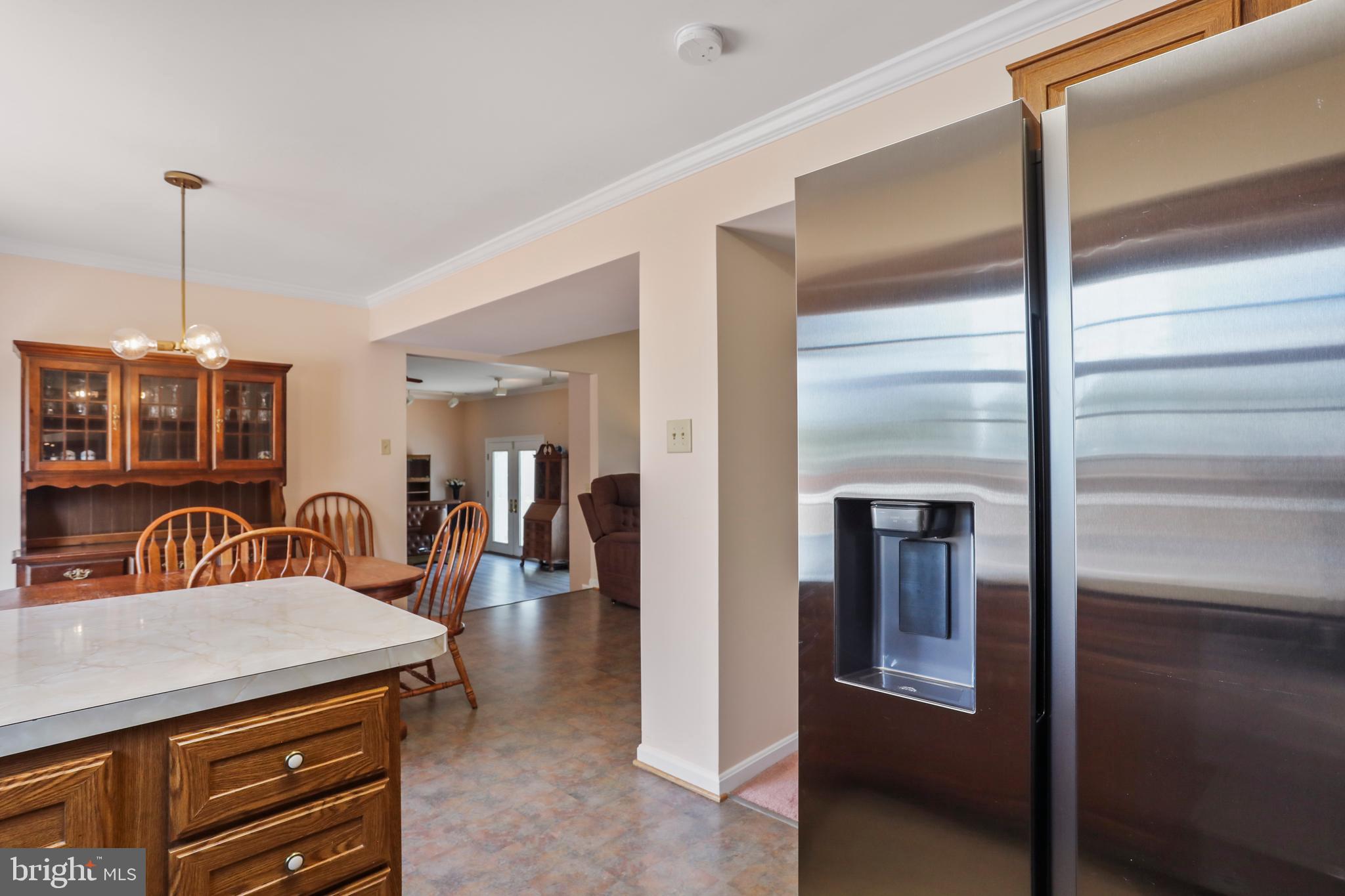 ROBIN MEADOWS - Residential