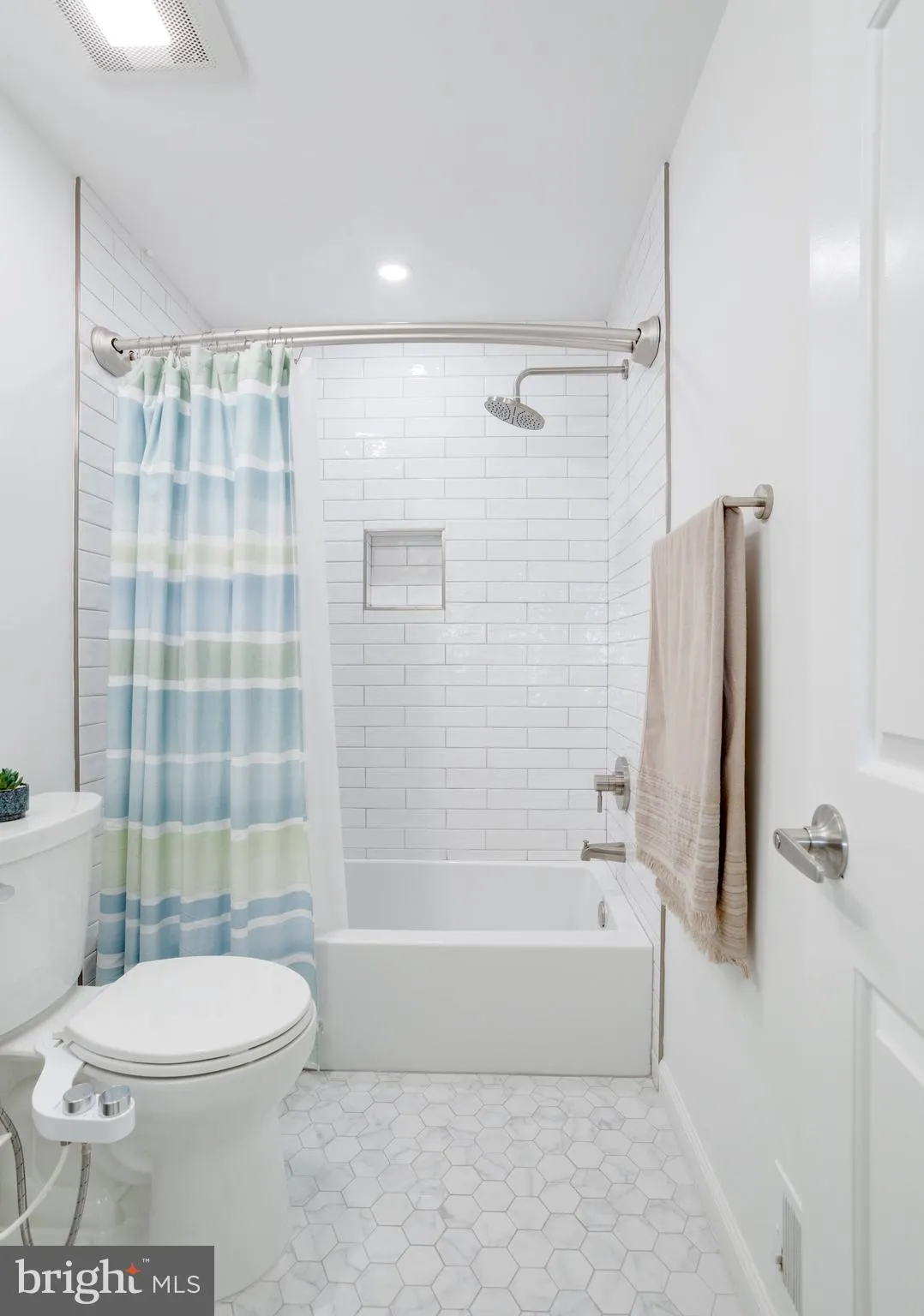 Additional image 70 of 10582 Reeds Landing Circle, Burke, VA 22015
