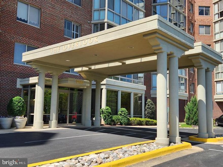 Welcome to this charming 2-bedroom, 2-full bath condo. Step inside to discover the allure of new hardwood flooring that spans the entire home, creating a fresh and modern ambiance. The interior has been freshly painted, adding a touch of contemporary elegance to the residence. Nestled in the amenity-rich 55 and over Gated Community of Leisure World of Maryland, this home is located in The Overlook Highrise building. Take advantage of the community room and a delightful patio with stunning views of lush landscaping. Don't miss the opportunity to make this your new home sweet home
This 2004 condo has outstanding views of the golf course and water. Sit on your own enclosed balcony and enjoy a bit of paradise. Additional storage on the P level in building. Leisure World activities include: Golf course, two club houses, restaurants, art and photography clubs, dance classes, indoor and out door swimming pools, tennis, walking paths, garden space to use, well staffed Medical center and more. Convenient to grocery shopping and public transportation.