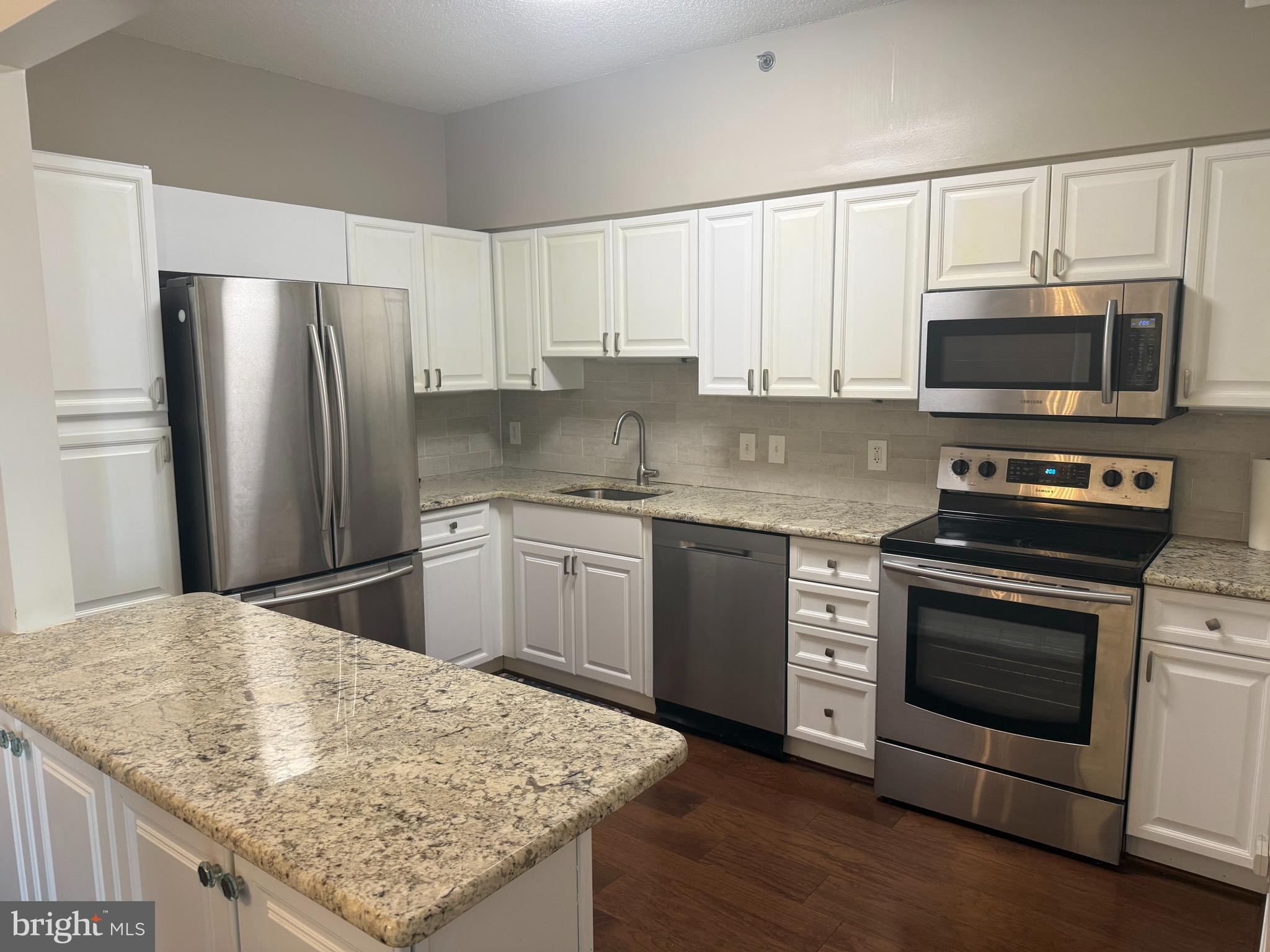 3100 N LEISURE WORLD BOULEVARD 619