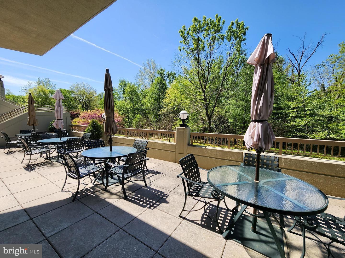 OVERLOOK AT LEISURE WORLD - Residential