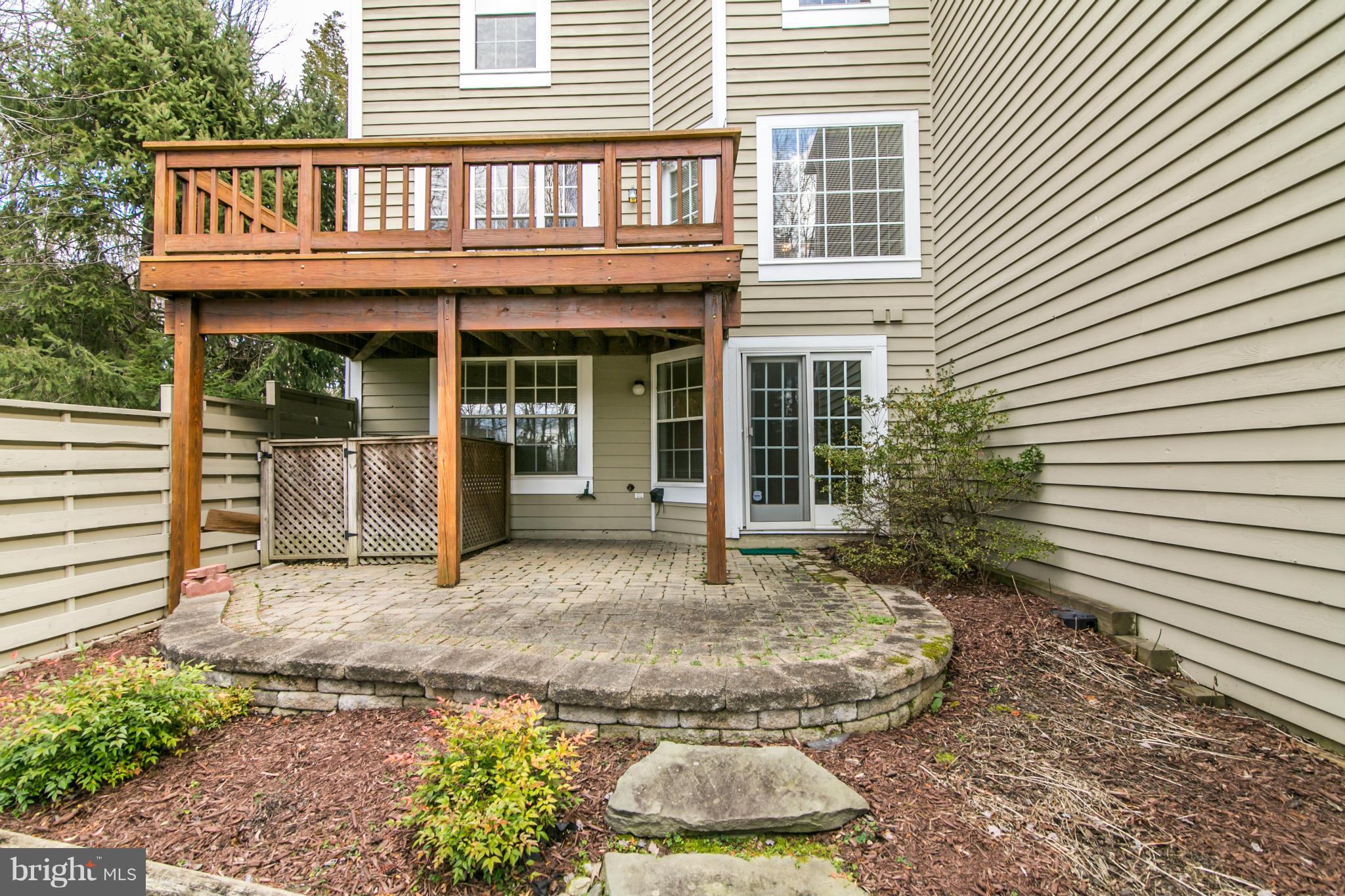 RESTON - Residential