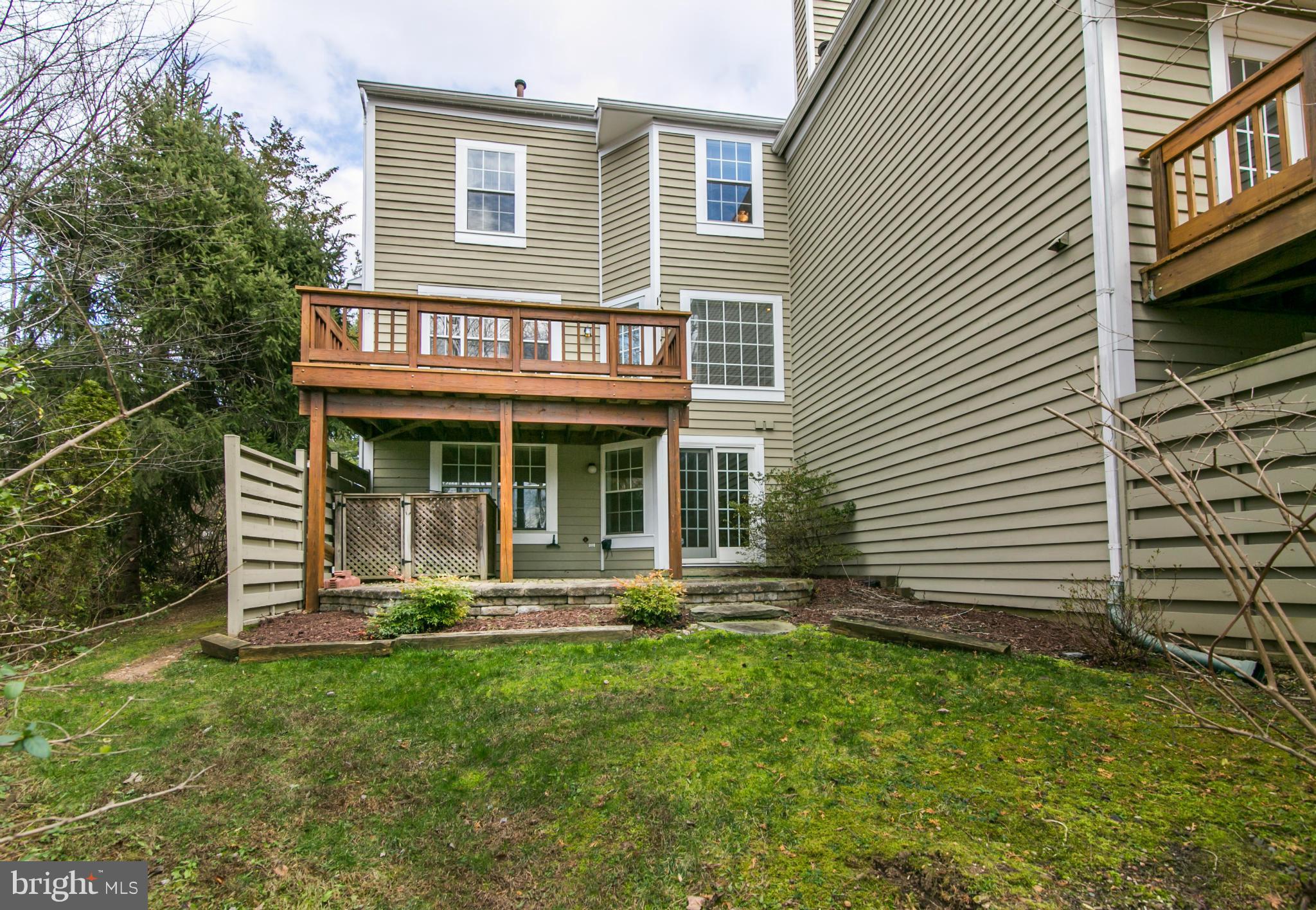 RESTON - Residential