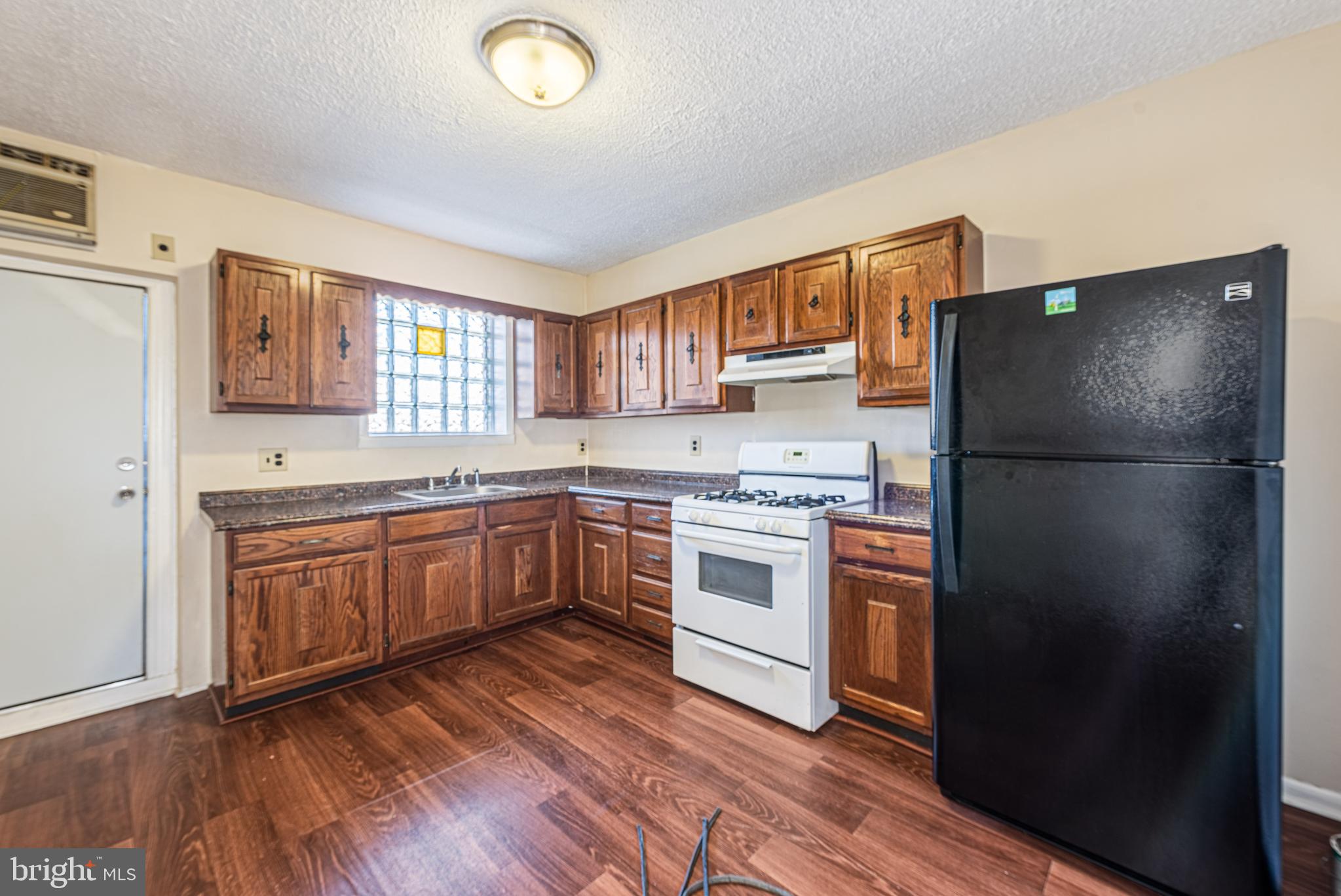 HIGHLANDTOWN - Residential