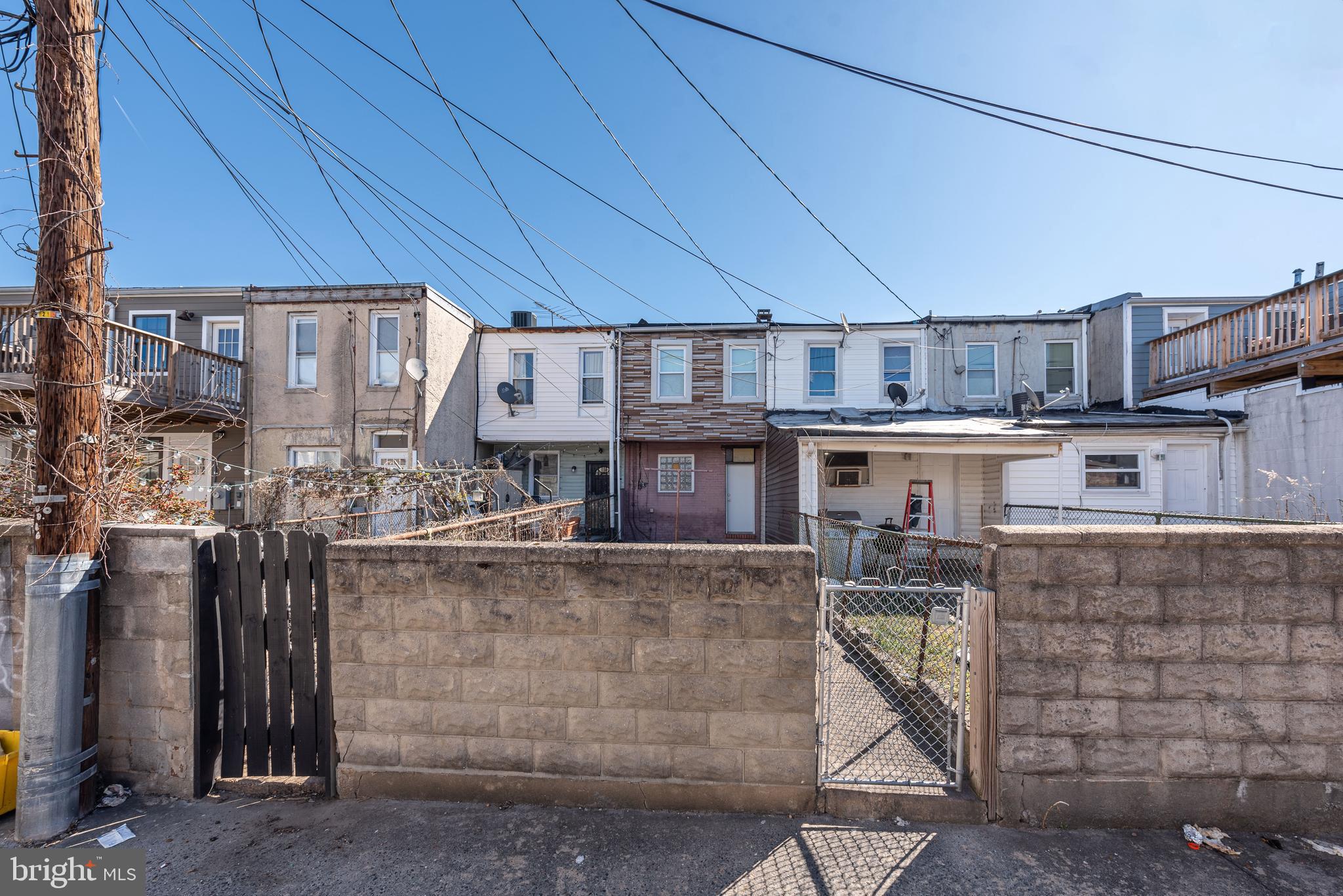 HIGHLANDTOWN - Residential