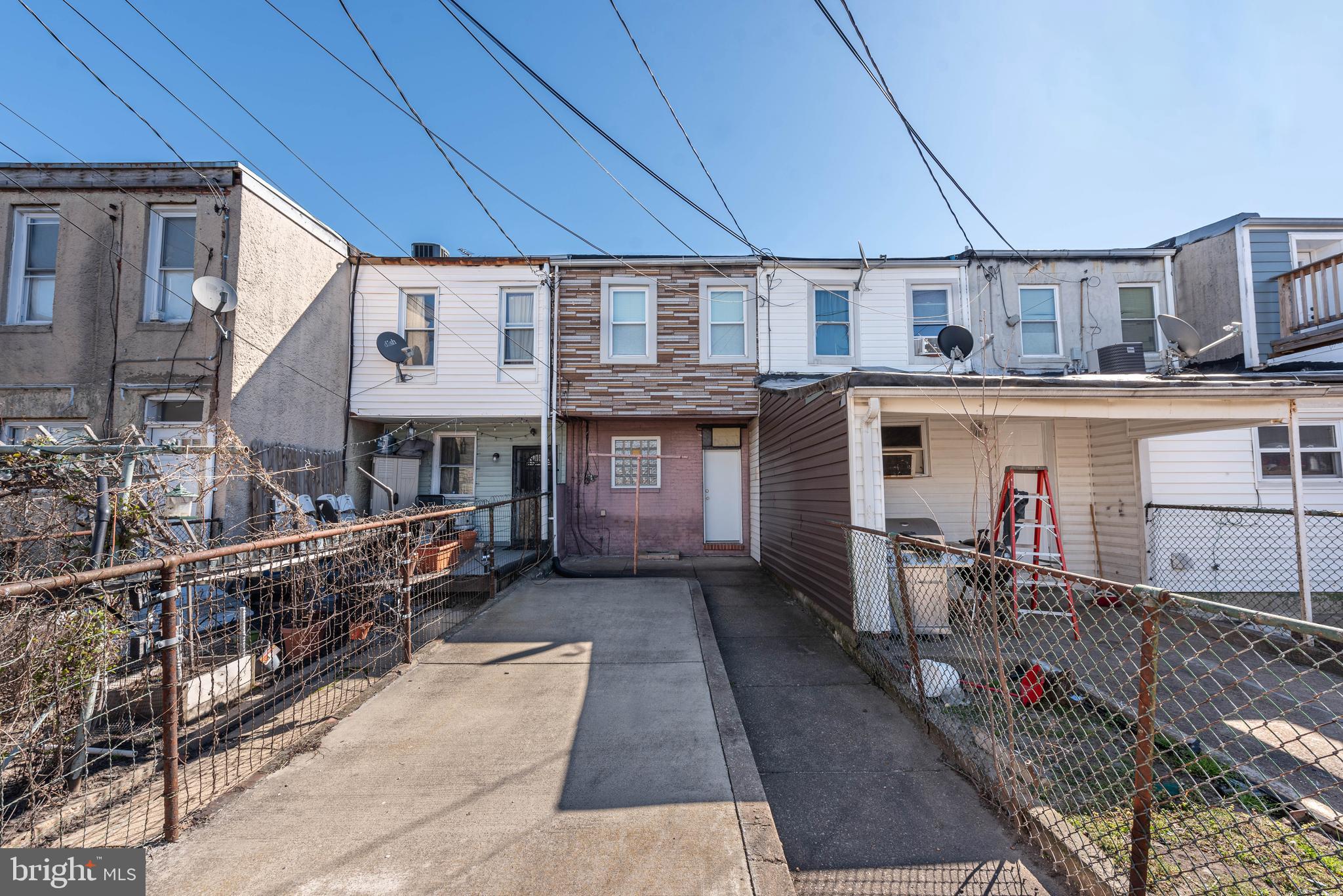 HIGHLANDTOWN - Residential