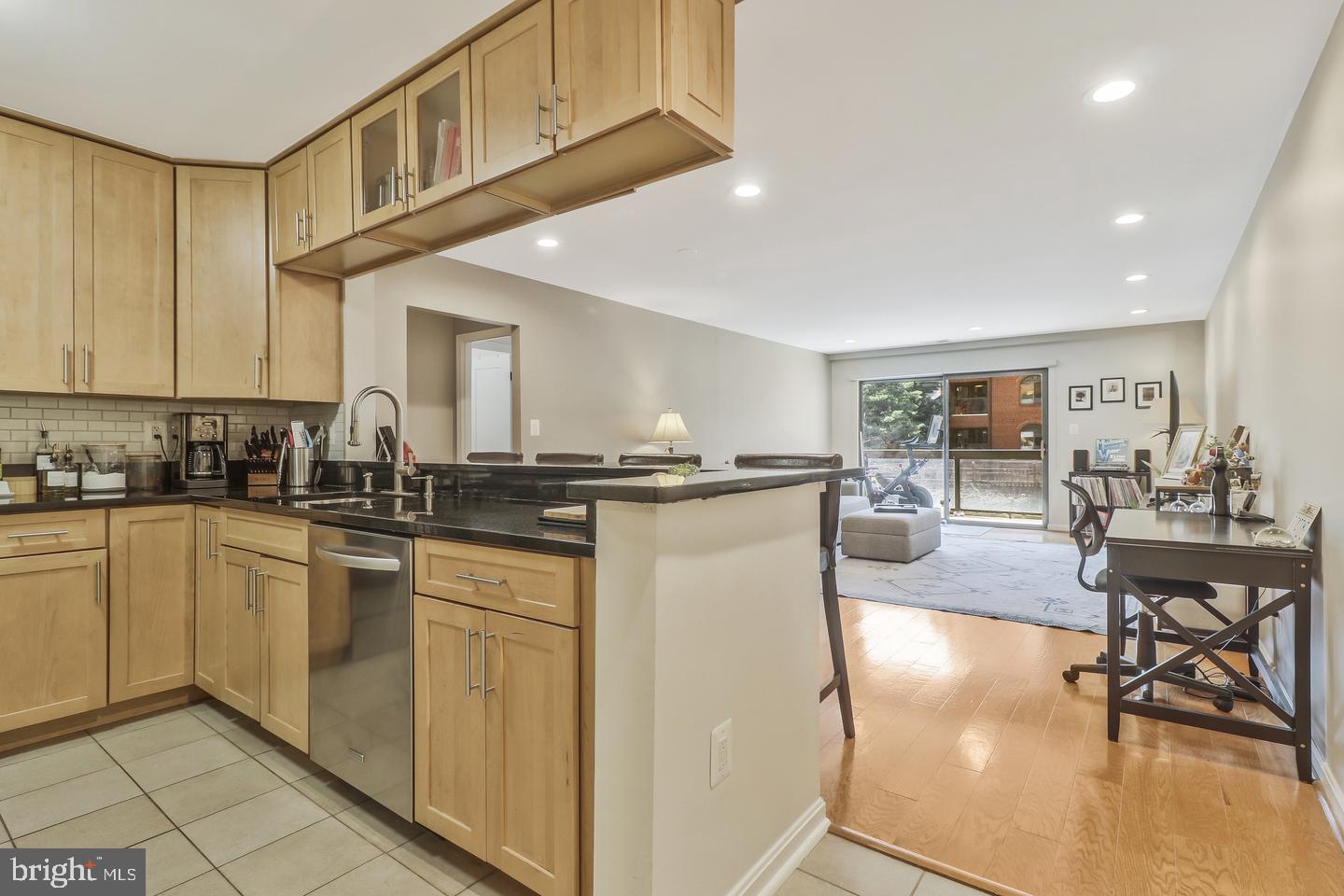 SUMMERWALK - Residential Lease