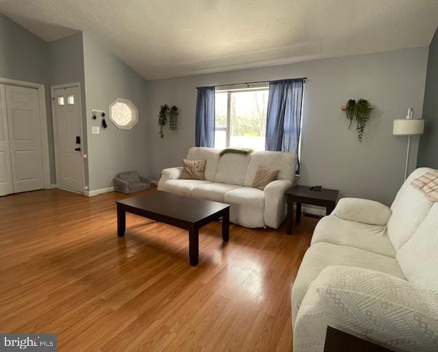 CHESAPEAKE RANCH ESTATES - Residential Lease