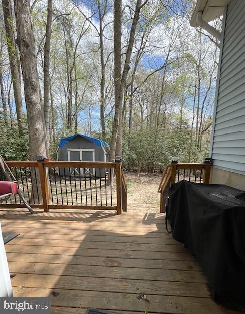 CHESAPEAKE RANCH ESTATES - Residential Lease