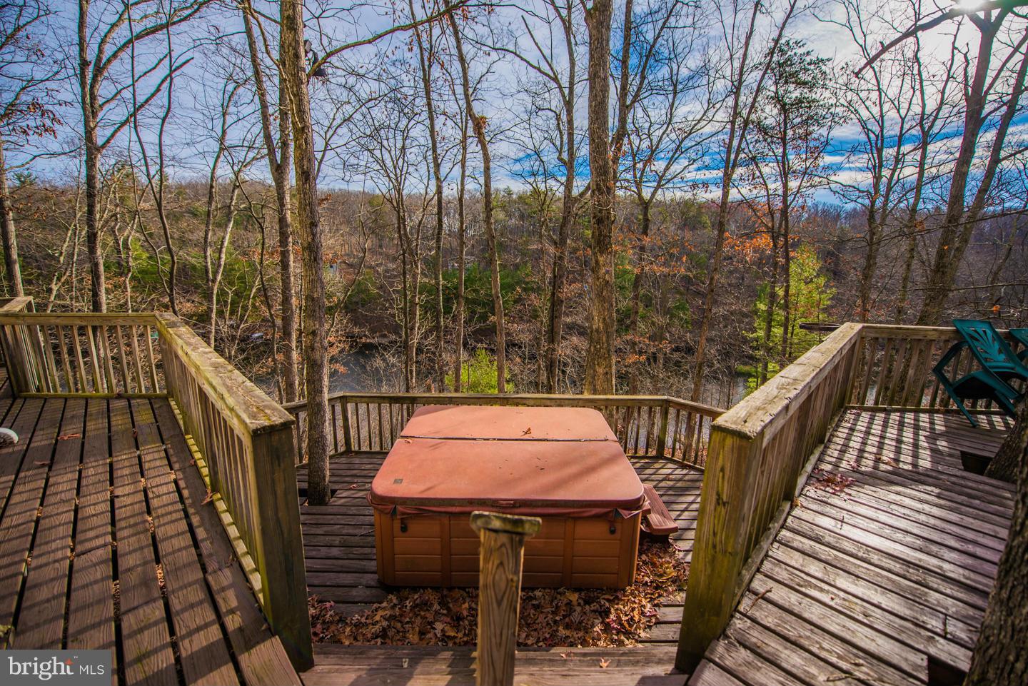 SLEEPY HOLLOW - Residential