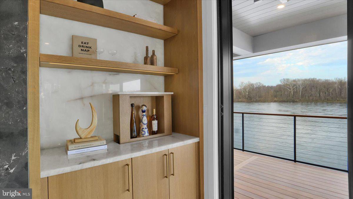 RIVERSTONE - Residential