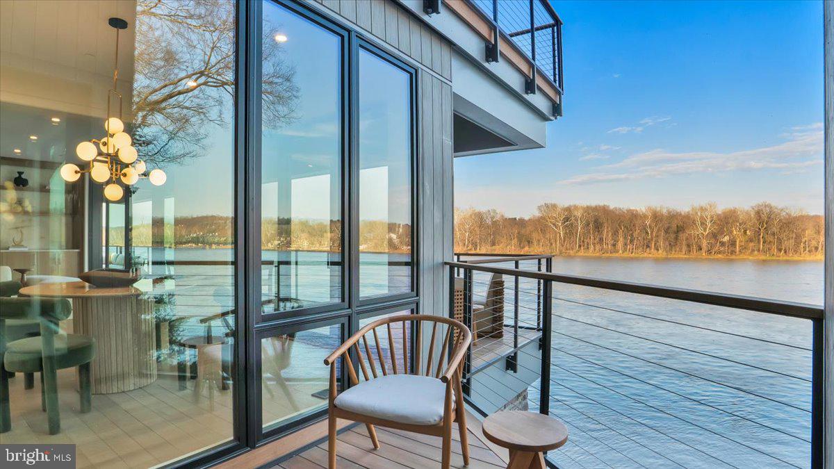 RIVERSTONE - Residential