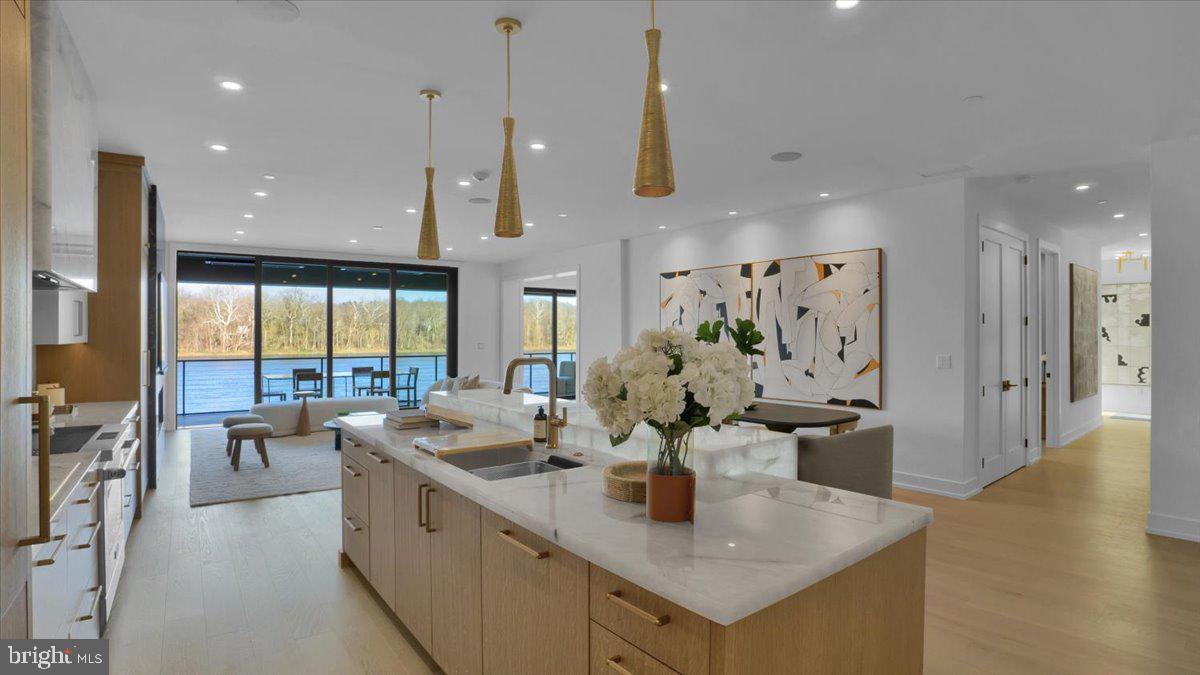 RIVERSTONE - Residential