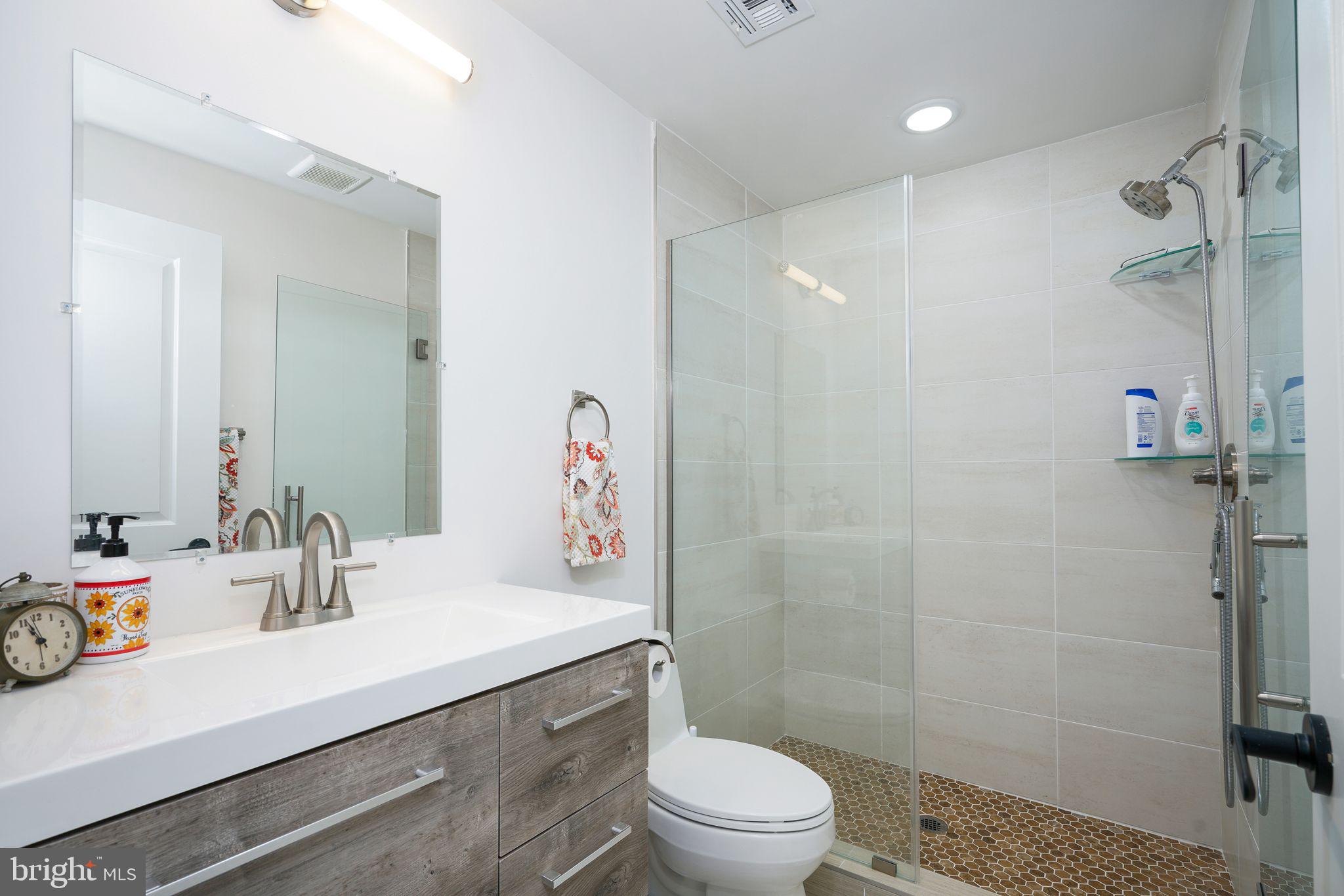 PENNSPORT - Residential Lease