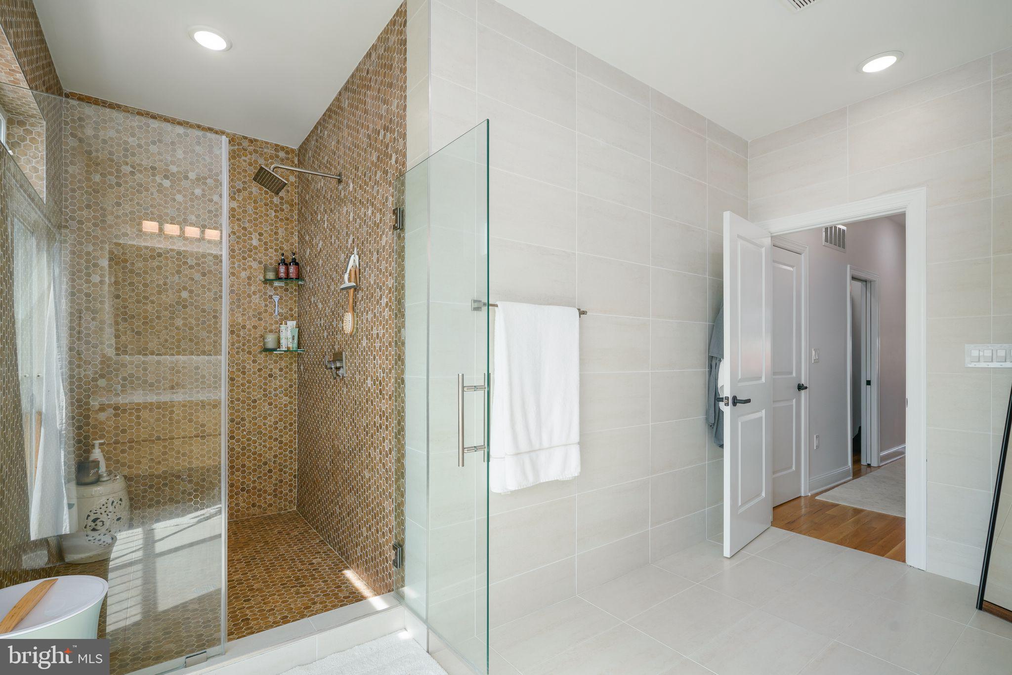 PENNSPORT - Residential Lease