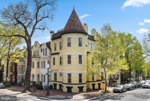 1531 31st Street NW Unit 1, Washington, DC 20007 - #: DCDC2254886