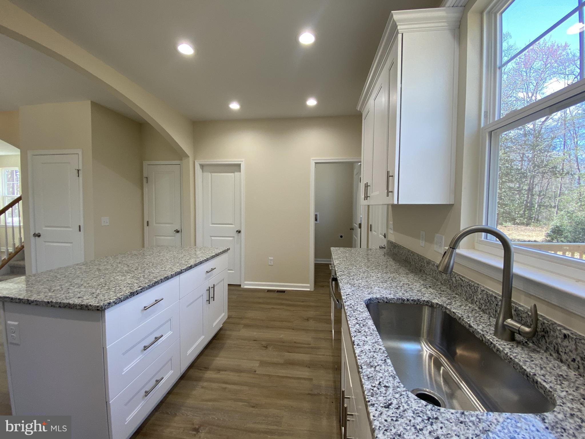 STRATFORD HARBOUR - Residential