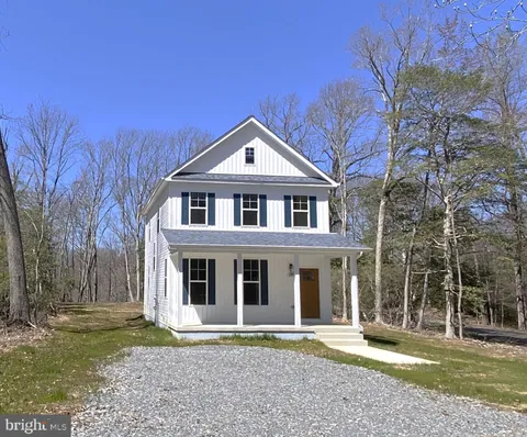 399 South Independence Drive, Montross, VA MLS: VAWE2007590